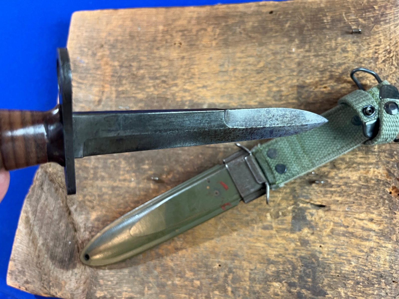 Original WW2 US Pal M1 Carbine Bayonet with M8 Sheath