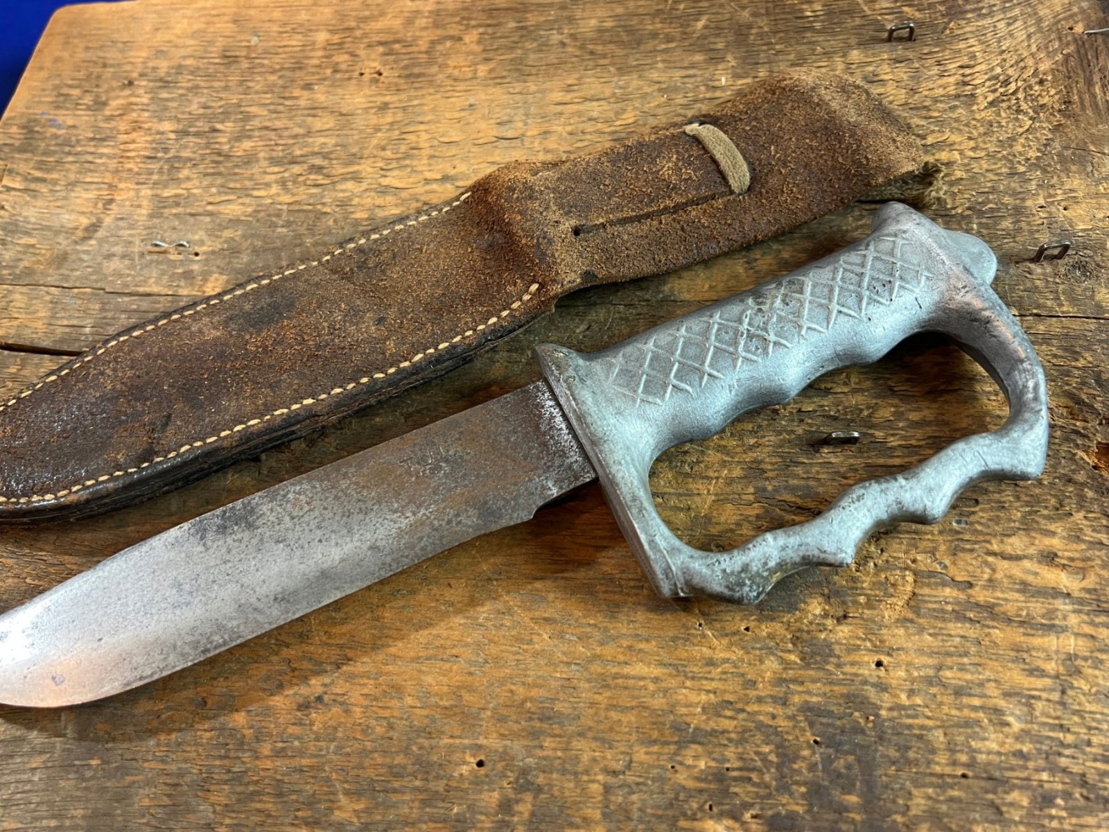 Original Australia & New Zealand WWII Commando Knife by TUI