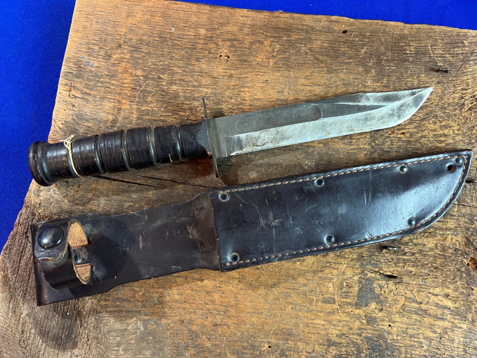 US MILITARY CAMILLUS FIGHTING KNIFE VIETNAM ERA