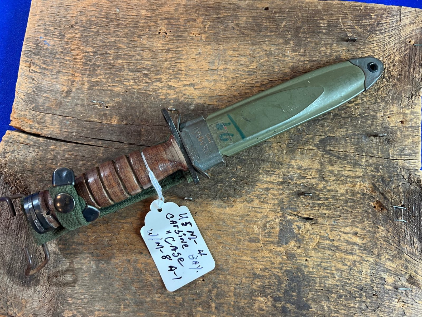 Original WW2 US CASE M1 Carbine Bayonet with M8A1 Sheath