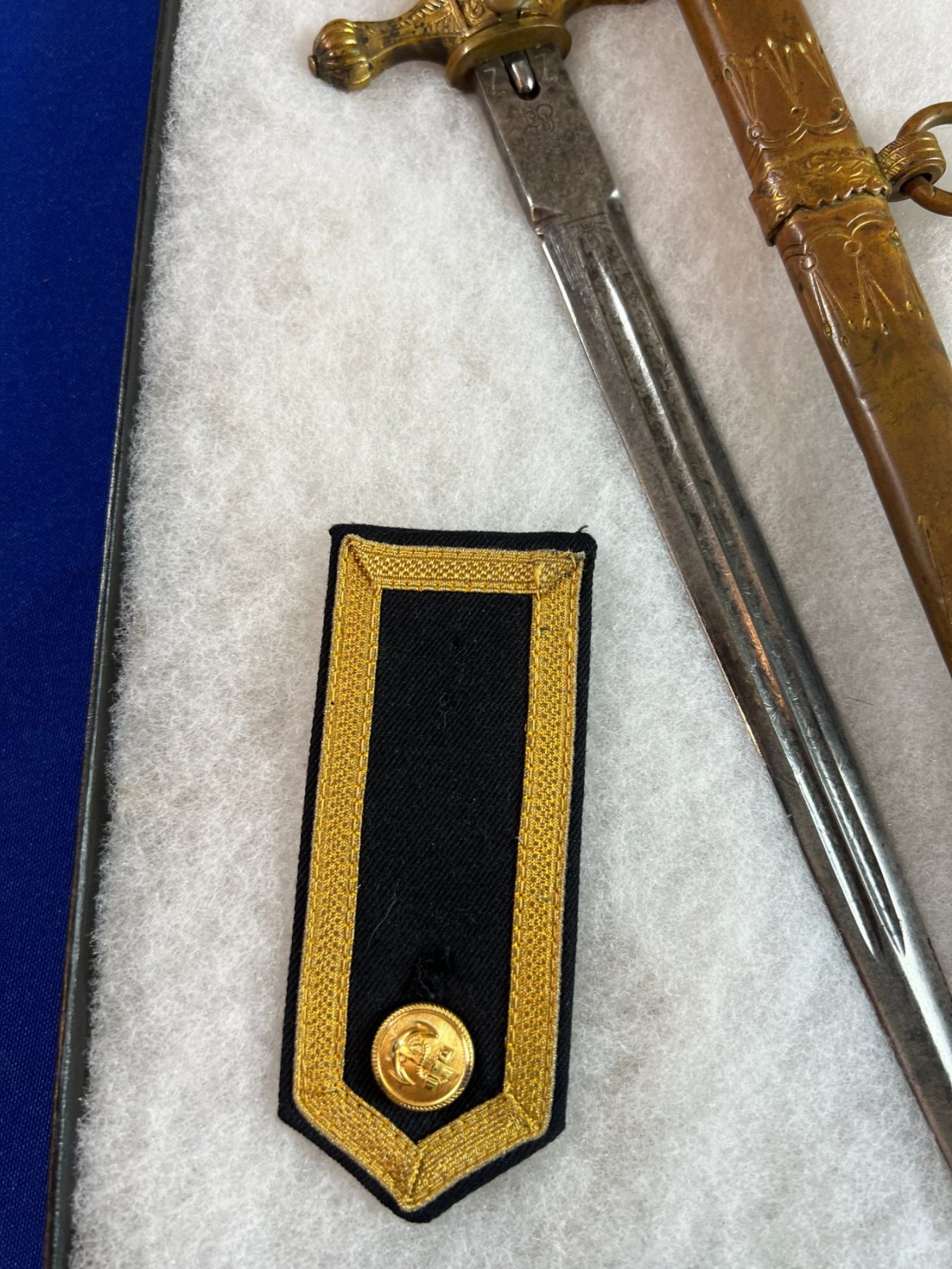 WWII GERMAN KRIEGSMARINE EICKHORN U-BOAT OFFICERS DAGGER GROUPING