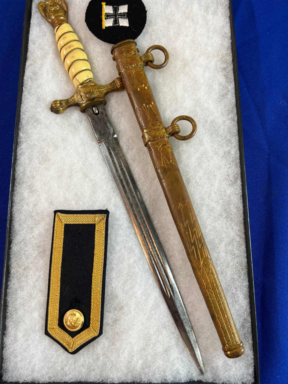 WWII GERMAN KRIEGSMARINE EICKHORN U-BOAT OFFICERS DAGGER GROUPING