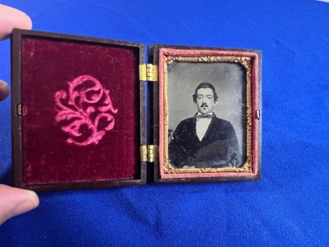 Union Patriotic Cased 9th Plate Tintype Image of an Early Off to War Gentleman
