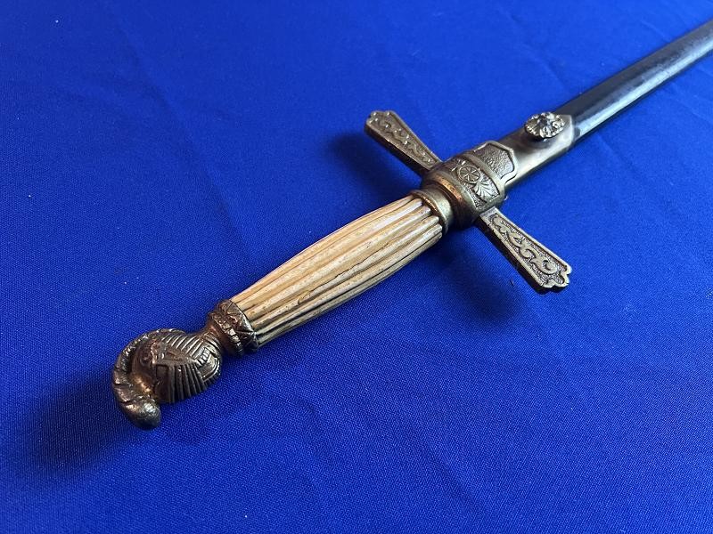 Click here to see the details of this item