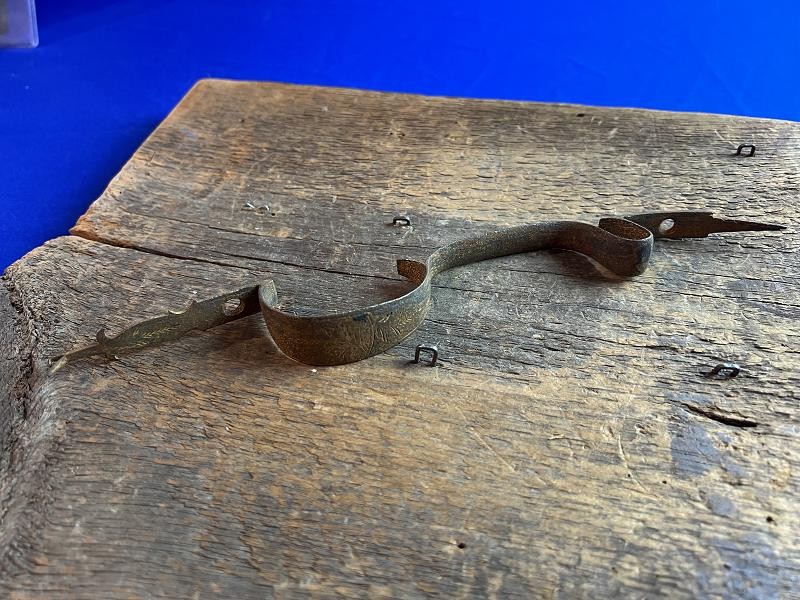 Click here to see the details of this item