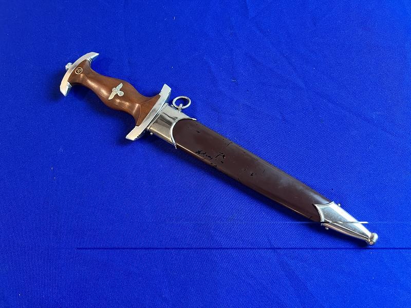 Click here to see the details of this item