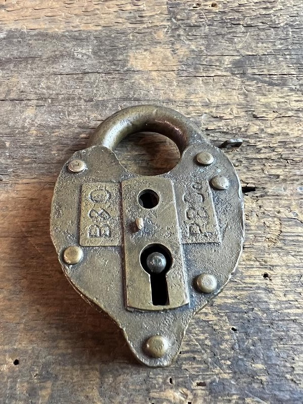 Click here to see the details of this item