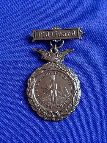 OLD GUARD OF NEW YORK L.G. 1826 C.C. 1833 VETERANS MEDAL BADGE