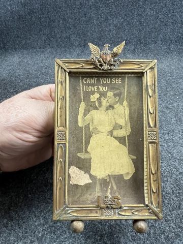 WWI US SWEETHEART EAGLE PICTURE FRAME WITH PHOTO