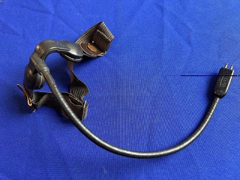 Vintage US Army WW2 Shure Brothers T-30 Throat Microphone