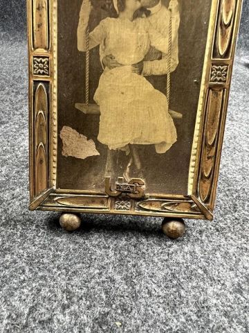 WWI US SWEETHEART EAGLE PICTURE FRAME WITH PHOTO