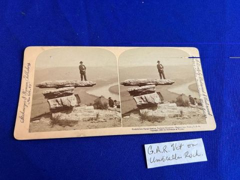G.A.R. VETERAN ON UMBRELLA ROCK CHATTANOOGA TN STEREOVIEW CARD