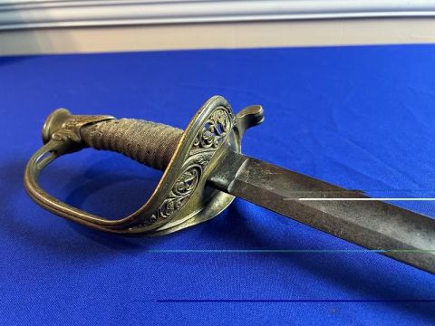 US MODEL 1850 FOOT OFFICER’S SWORD BY HORSTMANN & SONS, PHILADELPHIA