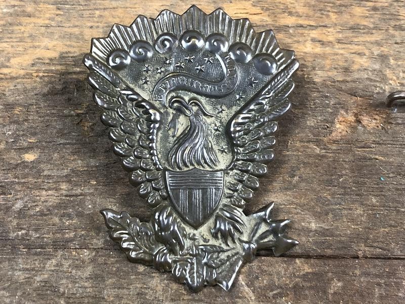 DUG JEFF DAVIS HARDEE HAT INSIGNIA CIVIL WAR RELIC