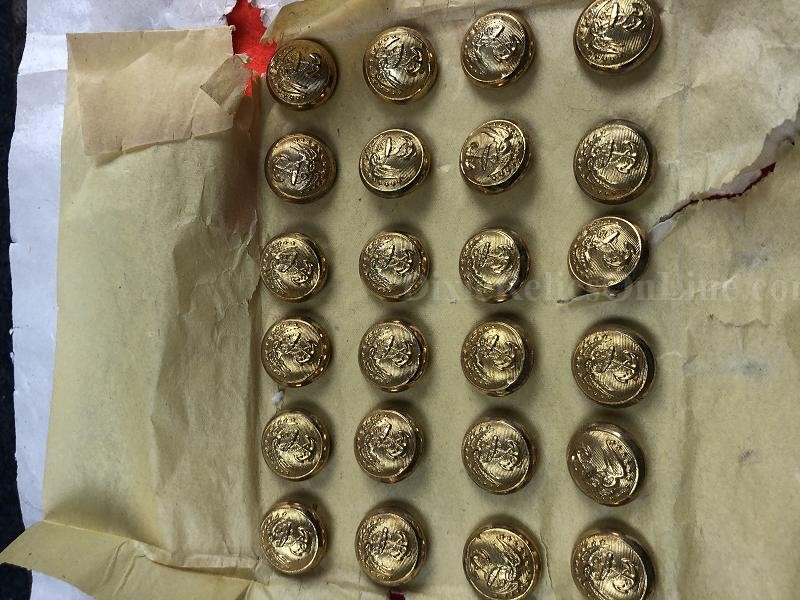 US Marine Corps USMC Buttons by Horstmann 17mm Size on Original Card