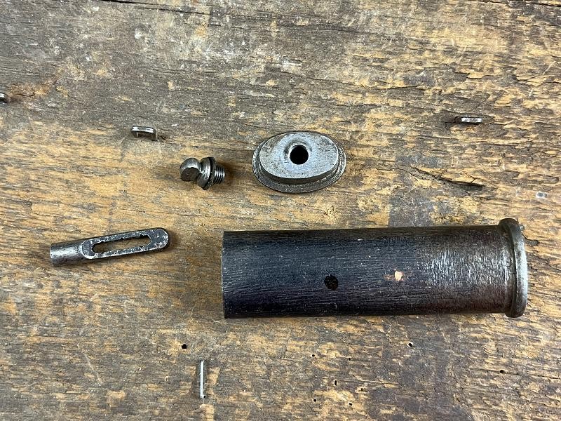 WWI GUN CLEANING KIT WITH OILER CAP