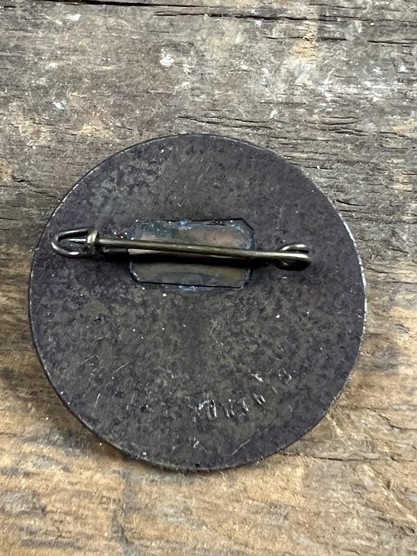 WWII GERMAN TINNIE PIN