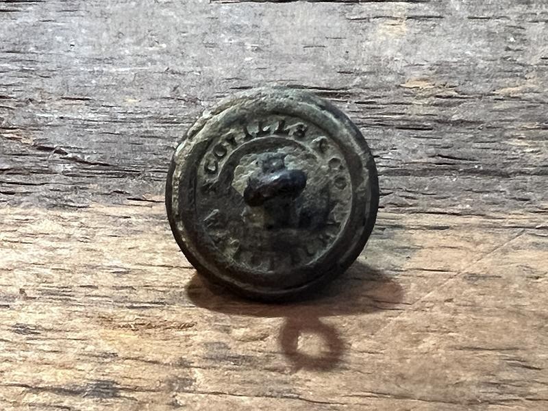 Dug Rare Regiment of Voltigeurs "Eagle V" Coat Button