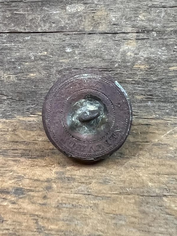 DUG CIVIL WAR OFFICERS NEW YORK STATE SEAL COAT BUTTON