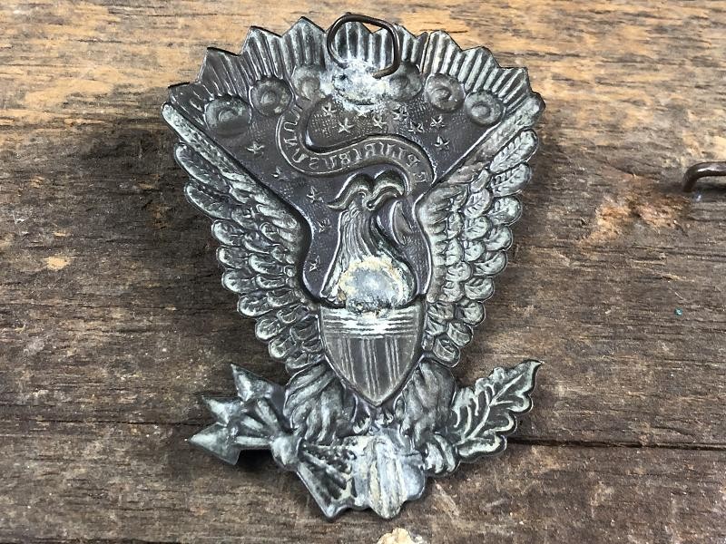 DUG JEFF DAVIS HARDEE HAT INSIGNIA CIVIL WAR RELIC