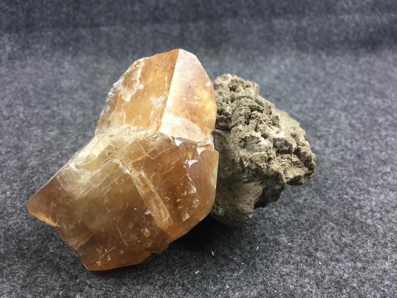 Stellar Beam Golden Honey Calcite 5.5” 1.9” Lbs Self Standing Mineral Rock