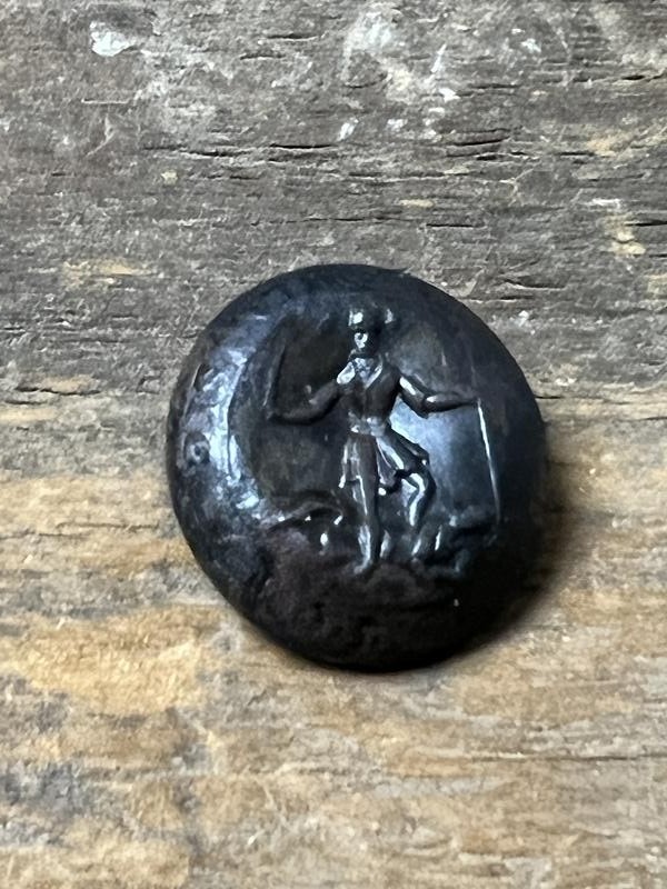 DUG CONFEDERATE VIRGINIA COAT BUTTON RMDC SCOVILL BM 23MM