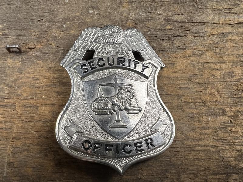 SECURITY OFFICER METAL BADGE WITH ATTACHMENT