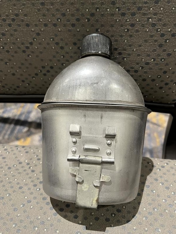 WWII WW2 USMC Equipment M1910 Canteen Foley MFG 1945