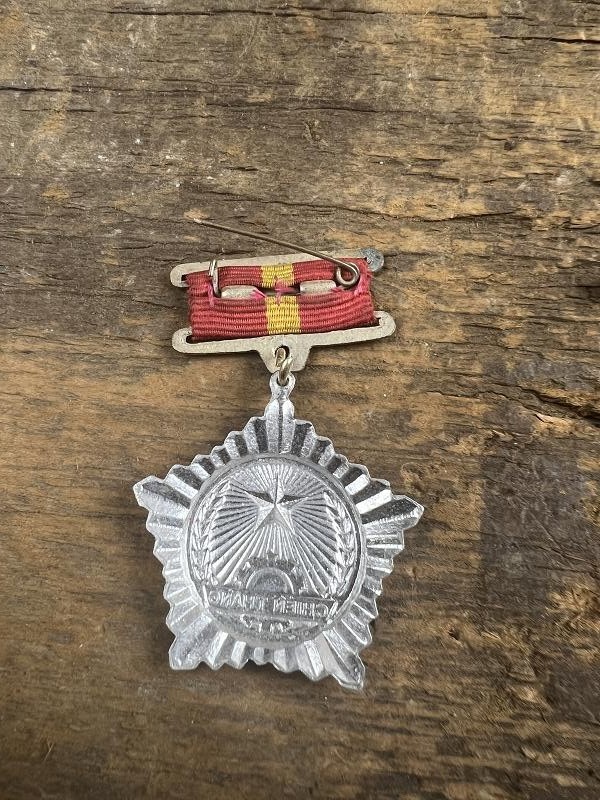 Viet Cong NLF North Vietnamese Army Medal Award CHEN THANG
