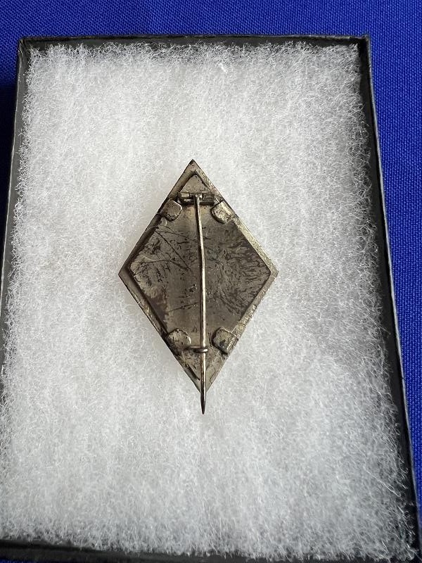 Civil War 3rd Corps 2nd Division Badge