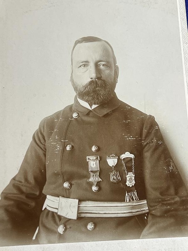 Union Army veteran of the American Civil War GAR Staff of Commander Chief Cabinet Cards