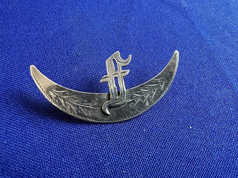 Civil War Silver Crescent Badge With Co. F