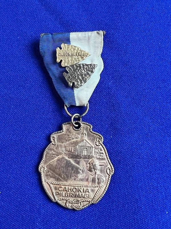 VINTAGE BOY SCOUT CAHOKIA PILGRIMAGE MEDAL BADGE