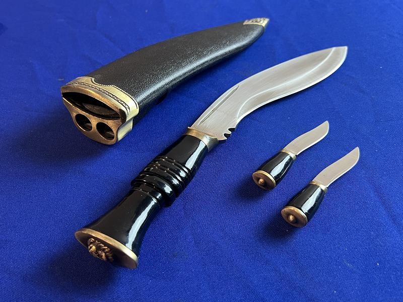 Nepalese Gurkha Kukri Fighting Knife with Scabbard
