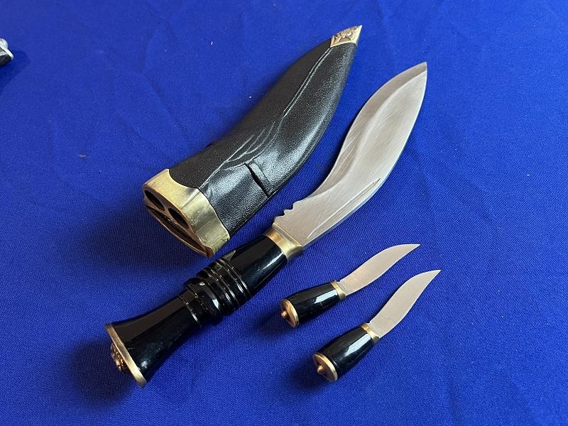 Nepalese Gurkha Kukri Fighting Knife with Scabbard