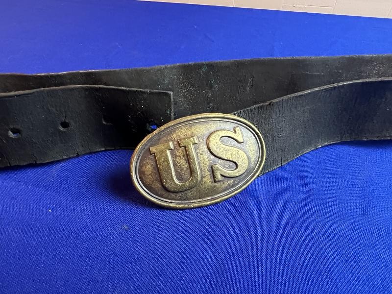 EXTRA NICE CIVIL WAR US BUCKLE ON LEATHER BELT