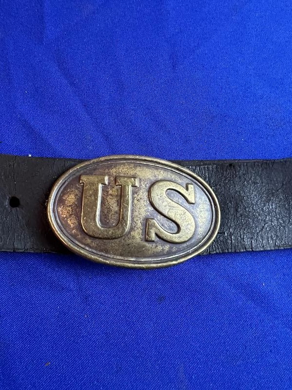 EXTRA NICE CIVIL WAR US BUCKLE ON LEATHER BELT