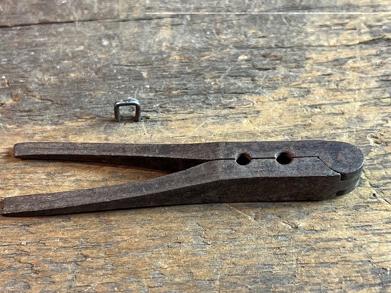 CIVIL WAR ERA 28 CAL BULLET MOLD