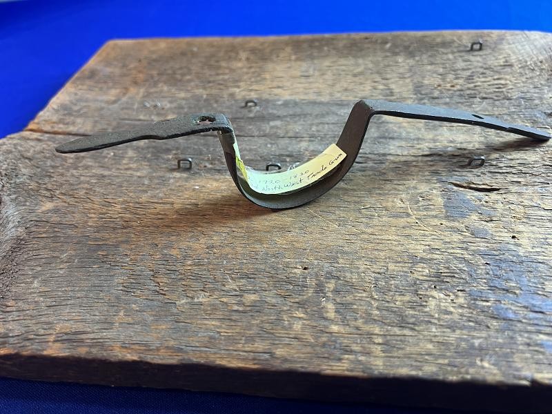 ORIGINAL 1720-1820 TRIGGER GUARD NORTHWEST TRADE GUN