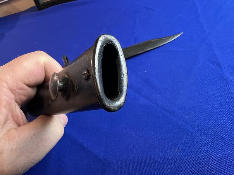 ORIGINAL BRITISH NO.5 MKI JUNGLE CARBINE BAYONET WITH SCABBARD MARKED WSC