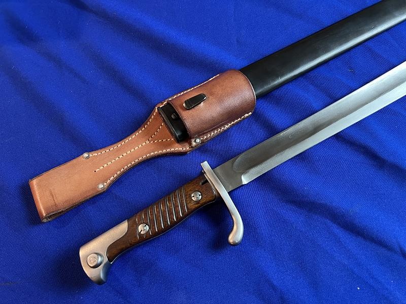 WWI FINE GERMAN S98/05 BUTCHER BAYONET MARKED WKC WITH FROG & SCABBARD