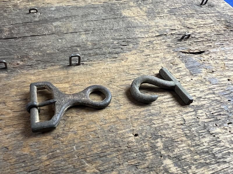 DUG ISAACS CAMPBELL CONFEDERATE KNAPSACK BUCKLE & HOOK